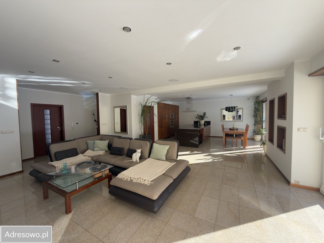 dom wolnostojący, 5 pokoi Międzylesie. Zdjęcie 3