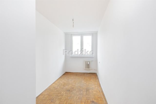 Mieszkanie 2-pokojowe Bydgoszcz Skrzetusko, ul. Marii Curie-Skłodowskiej. Zdjęcie 4