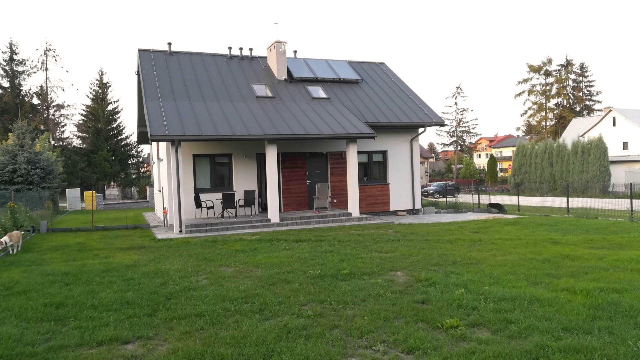 dom wolnostojący Solec-Zdrój, ul. Henryka Sienkiewicza
