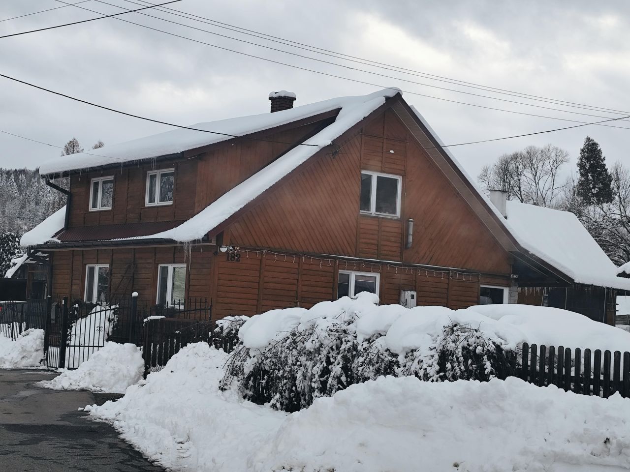 dom wolnostojący, 3 pokoje Krościenko