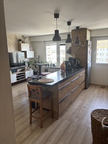 Mieszkanie 3-pokojowe Grudziądz Lotnisko, ul. Dywizjonu 303. Zdjęcie 1