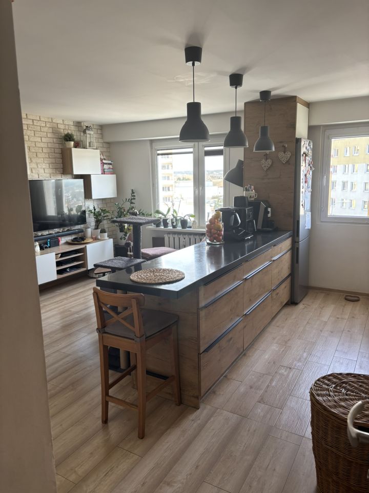 Mieszkanie 3-pokojowe Grudziądz Lotnisko, ul. Dywizjonu 303. Zdjęcie 1