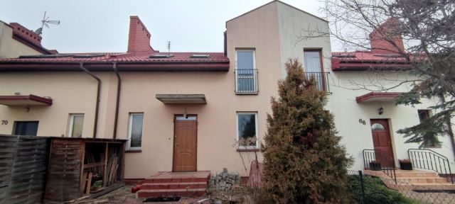 dom szeregowy Piaseczno, ul. Karolinki. Zdjęcie 1