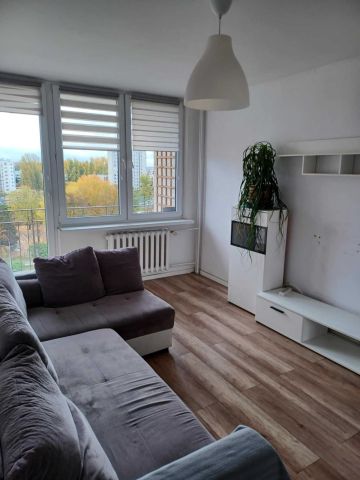 Mieszkanie 2-pokojowe Warszawa Bródno, ul. Krasiczyńska. Zdjęcie 1