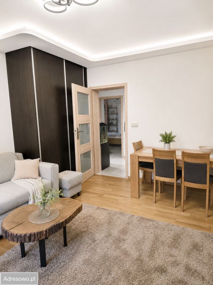 Mieszkanie 3-pokojowe Warszawa Wola, ul. Jana Olbrachta. Zdjęcie 2