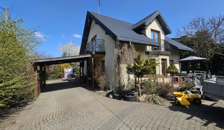 dom wolnostojący, 6 pokoi Pilawa, ul. Aleja Wyzwolenia