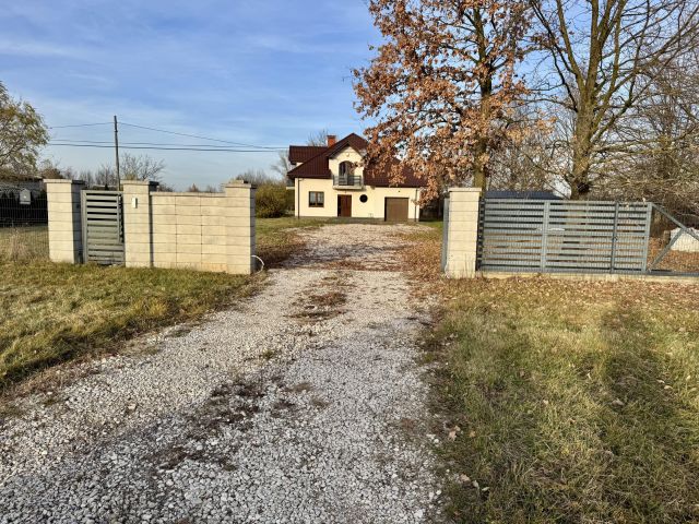 dom wolnostojący, 5 pokoi Jaszkowice. Zdjęcie 1