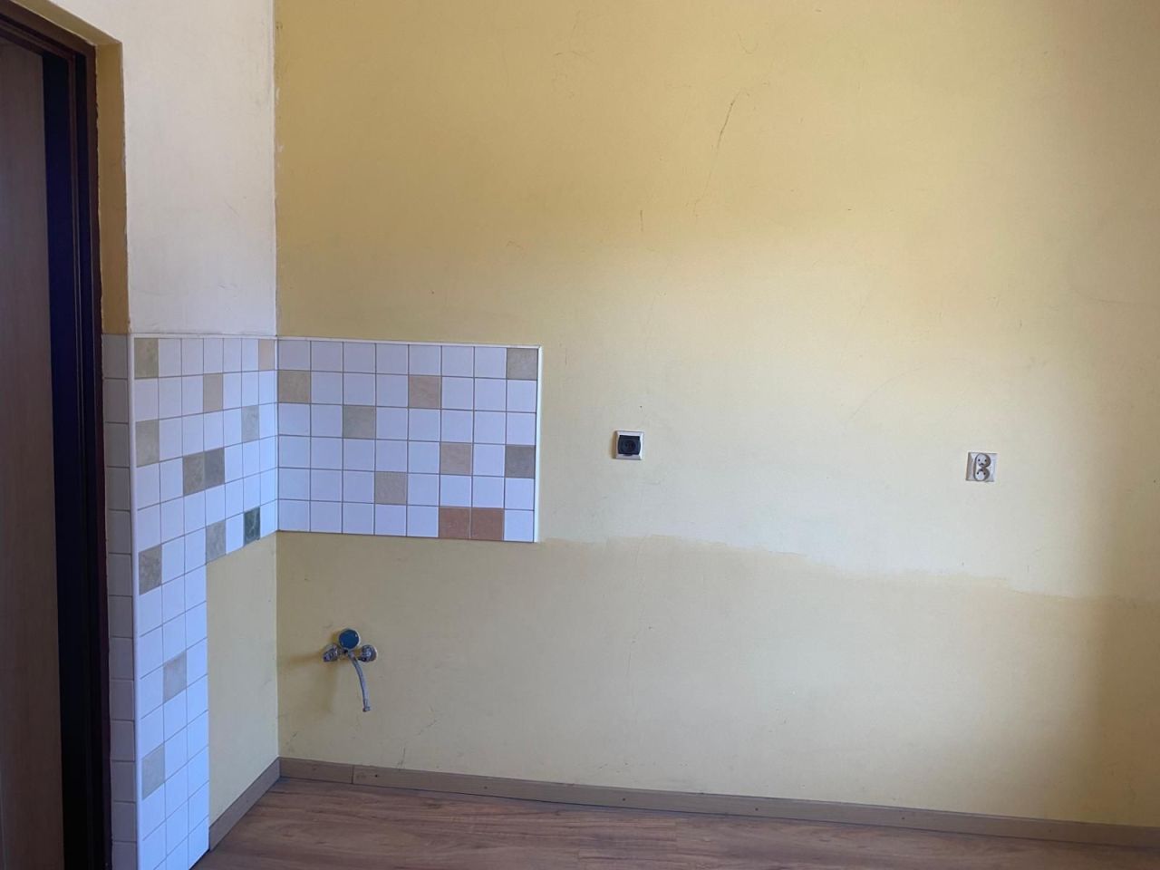 Mieszkanie 1-pokojowe Wiązów. Zdjęcie 7