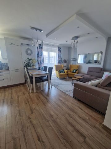 Mieszkanie 3-pokojowe Jarosław, ul. Kazimierza Skarbowskiego. Zdjęcie 1