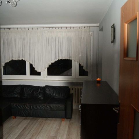 Mieszkanie 3-pokojowe Oleśnica Centrum, ul. Jana Kilińskiego. Zdjęcie 1