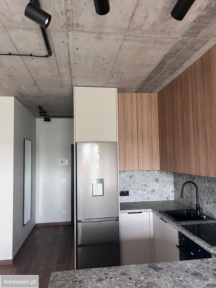 Mieszkanie 3-pokojowe Płock Podolszyce, ul. Czerwonych Kosynierów. Zdjęcie 2