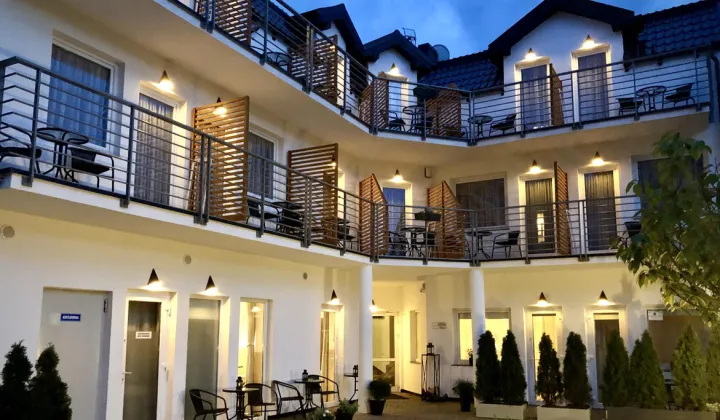 Hotel/pensjonat Łeba, ul. Hieronima Derdowskiego