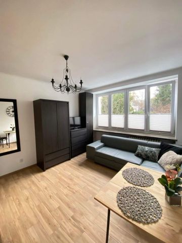 Mieszkanie 1-pokojowe Warszawa Żoliborz, pl. Inwalidów. Zdjęcie 1