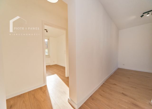 Mieszkanie 3-pokojowe Bielsko-Biała, ul. gen. Stefana Grota-Roweckiego. Zdjęcie 16