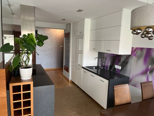 Mieszkanie 3-pokojowe Rzeszów Zalesie, ul. Ksawerego Dunikowskiego. Zdjęcie 1