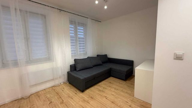 Mieszkanie 1-pokojowe Żyrardów. Zdjęcie 1