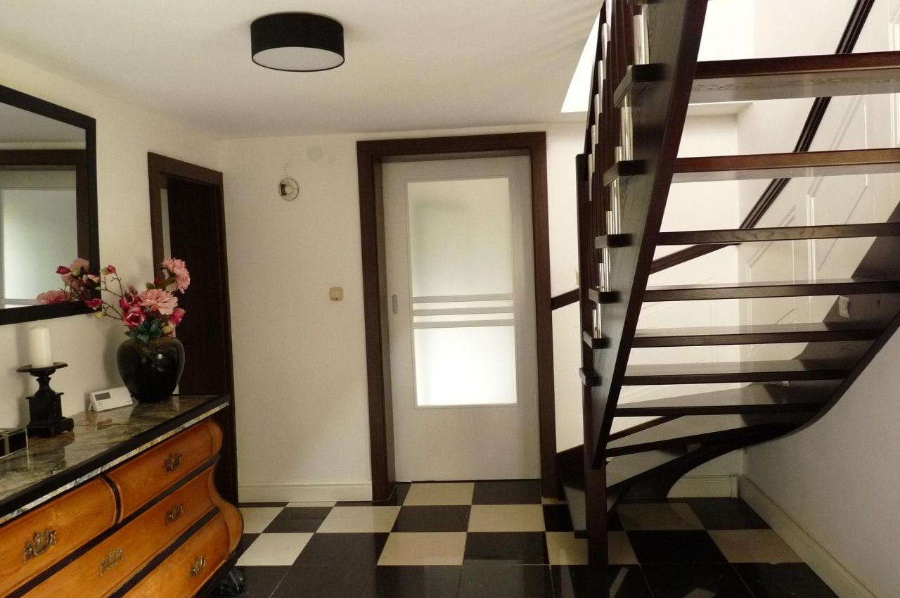 dom wolnostojący, 7 pokoi Reda Ciechocino, ul. Gawędy. Zdjęcie 7