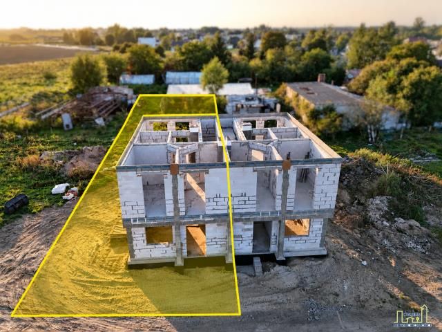 bliźniak, 4 pokoje Tłoki. Zdjęcie 7