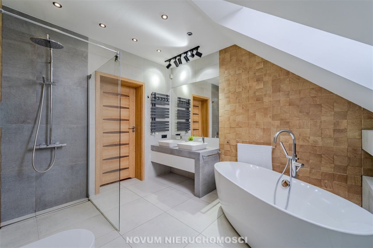 dom wolnostojący, 5 pokoi Tarnowskie Góry, ul. Bukowa. Zdjęcie 9