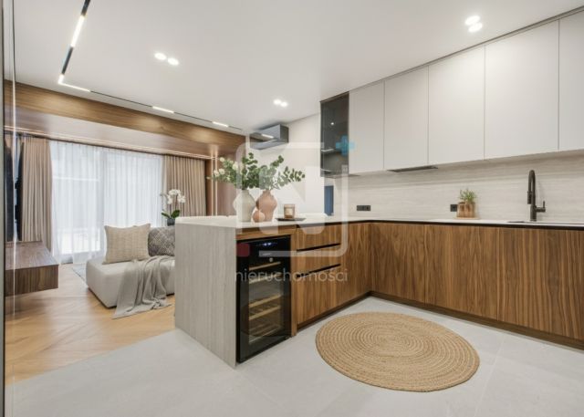 Mieszkanie 3-pokojowe Warszawa Śródmieście, ul. 29 Listopada. Zdjęcie 1