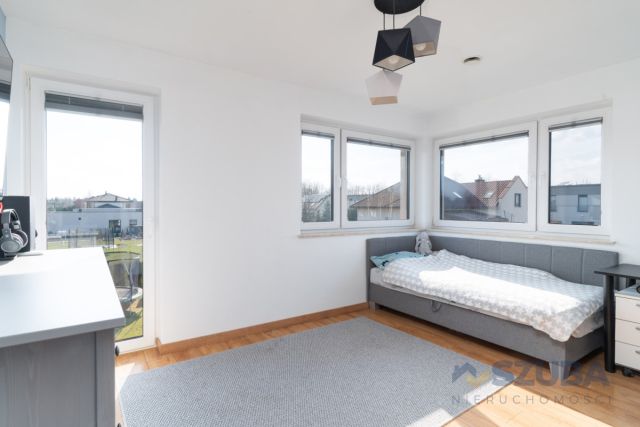 dom wolnostojący, 6 pokoi Brwinów, ul. Helenowska. Zdjęcie 15