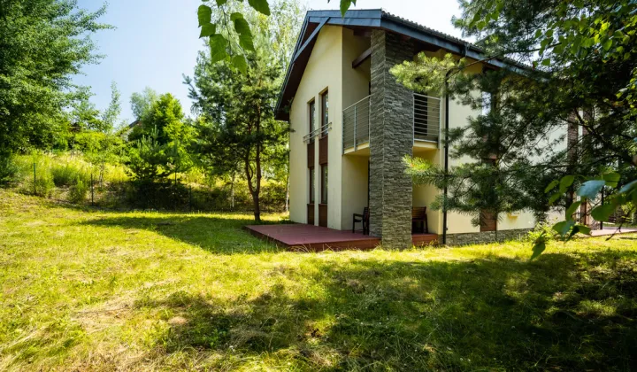 dom wolnostojący, 5 pokoi Masłomiąca
