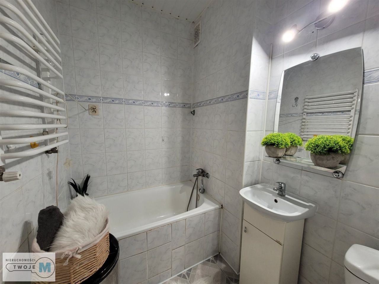 dom wolnostojący, 5 pokoi Białowieża. Zdjęcie 23