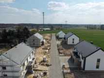 bliźniak, 5 pokoi Łozina, ul. Cichego Zakątka. Zdjęcie 2