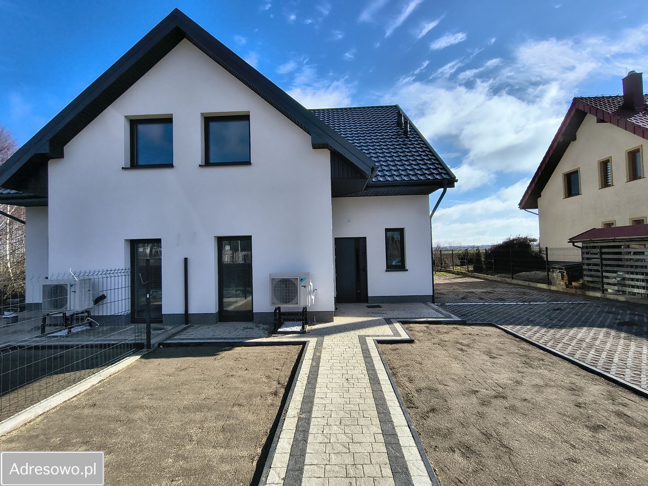 bliźniak, 4 pokoje Połczyno, ul. Świerkowa. Zdjęcie 1