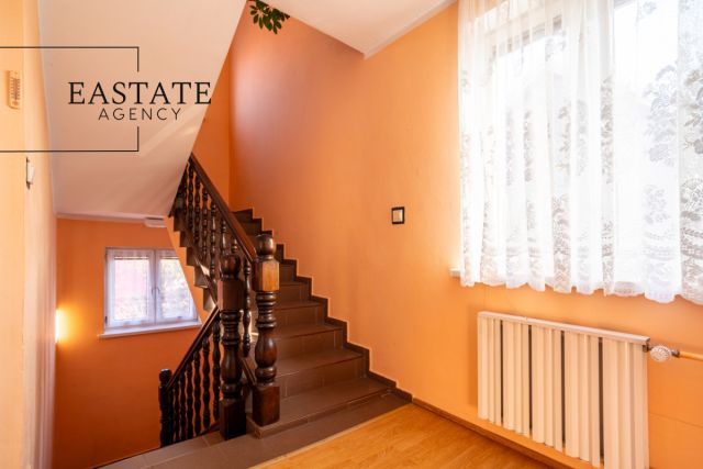 dom wolnostojący, 11 pokoi Rumia, ul. Oliwska. Zdjęcie 10