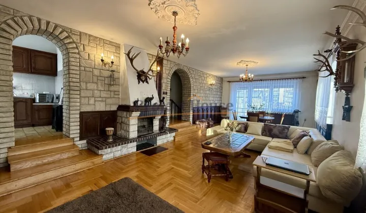 dom wolnostojący, 5 pokoi Zgierz, ul. Łódzka