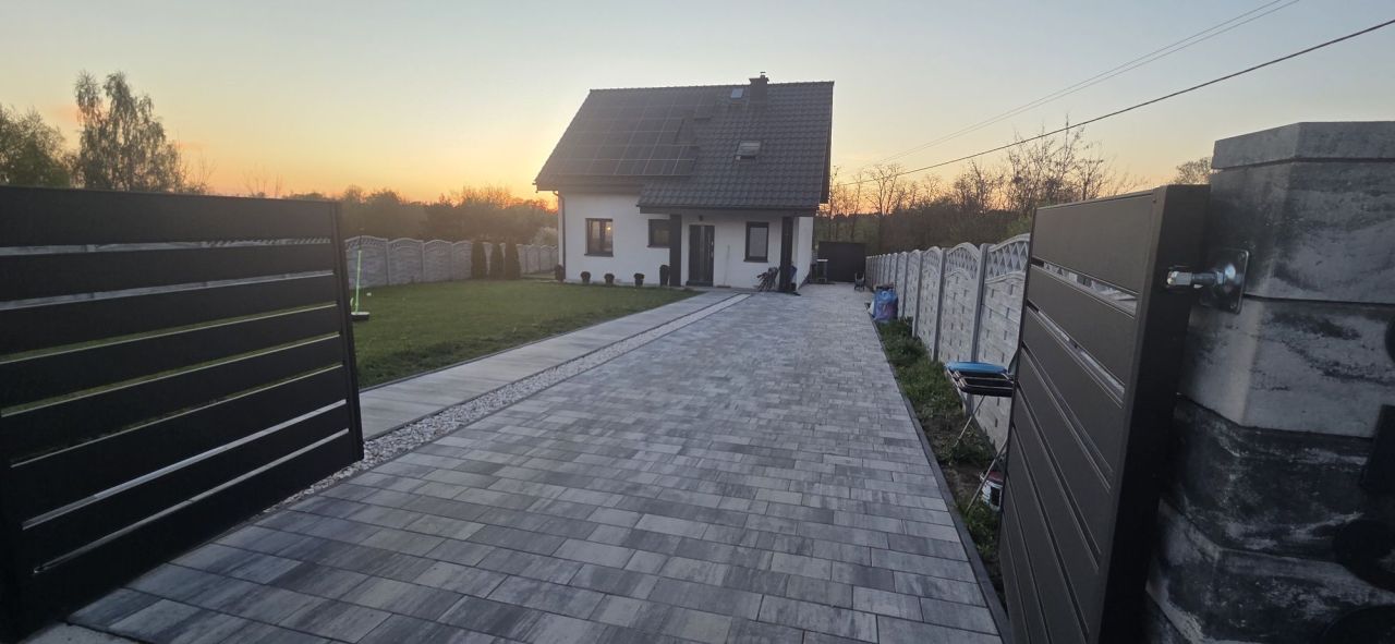 dom wolnostojący, 4 pokoje Pruszków, brak. Zdjęcie 1