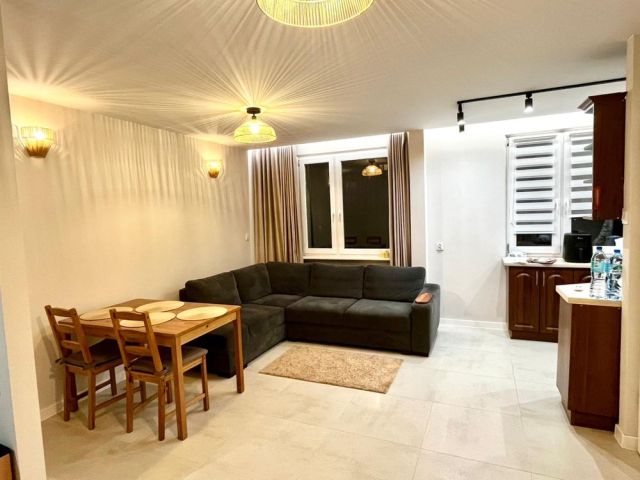 Mieszkanie 4-pokojowe Radom Ustronie, ul. Jurija Gagarina. Zdjęcie 1