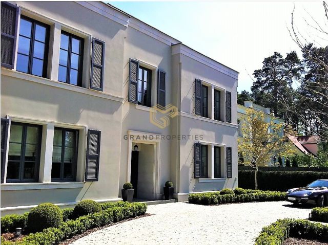 dom wolnostojący, 7 pokoi Konstancin-Jeziorna. Zdjęcie 1