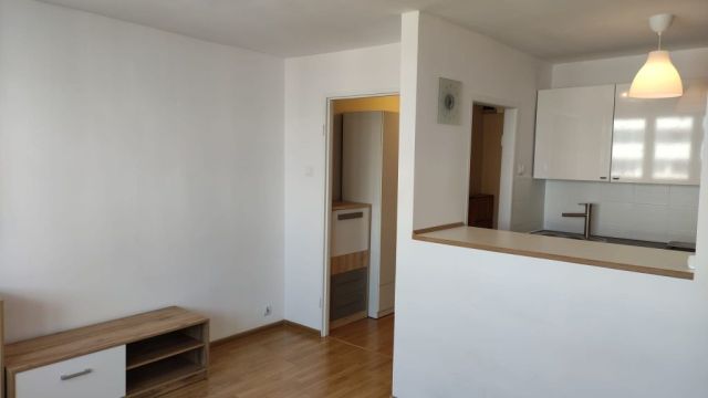 Mieszkanie 1-pokojowe Katowice os. Tysiąclecia. Zdjęcie 1
