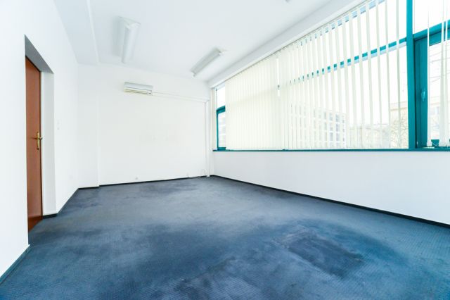 Biuro Warszawa Praga-Południe, ul. Michała Paca. Zdjęcie 19