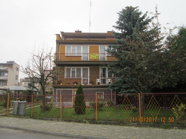 dom wolnostojący, 9 pokoi Busko-Zdrój, ul. Wieniawskiego. Zdjęcie 1