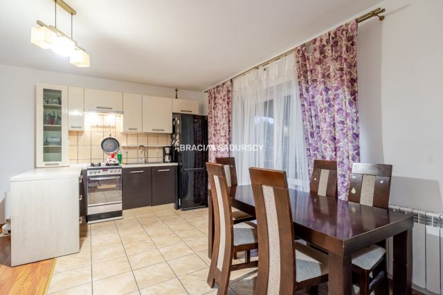 dom wolnostojący, 5 pokoi Kłokoczyn, ul. Wesoła. Zdjęcie 8