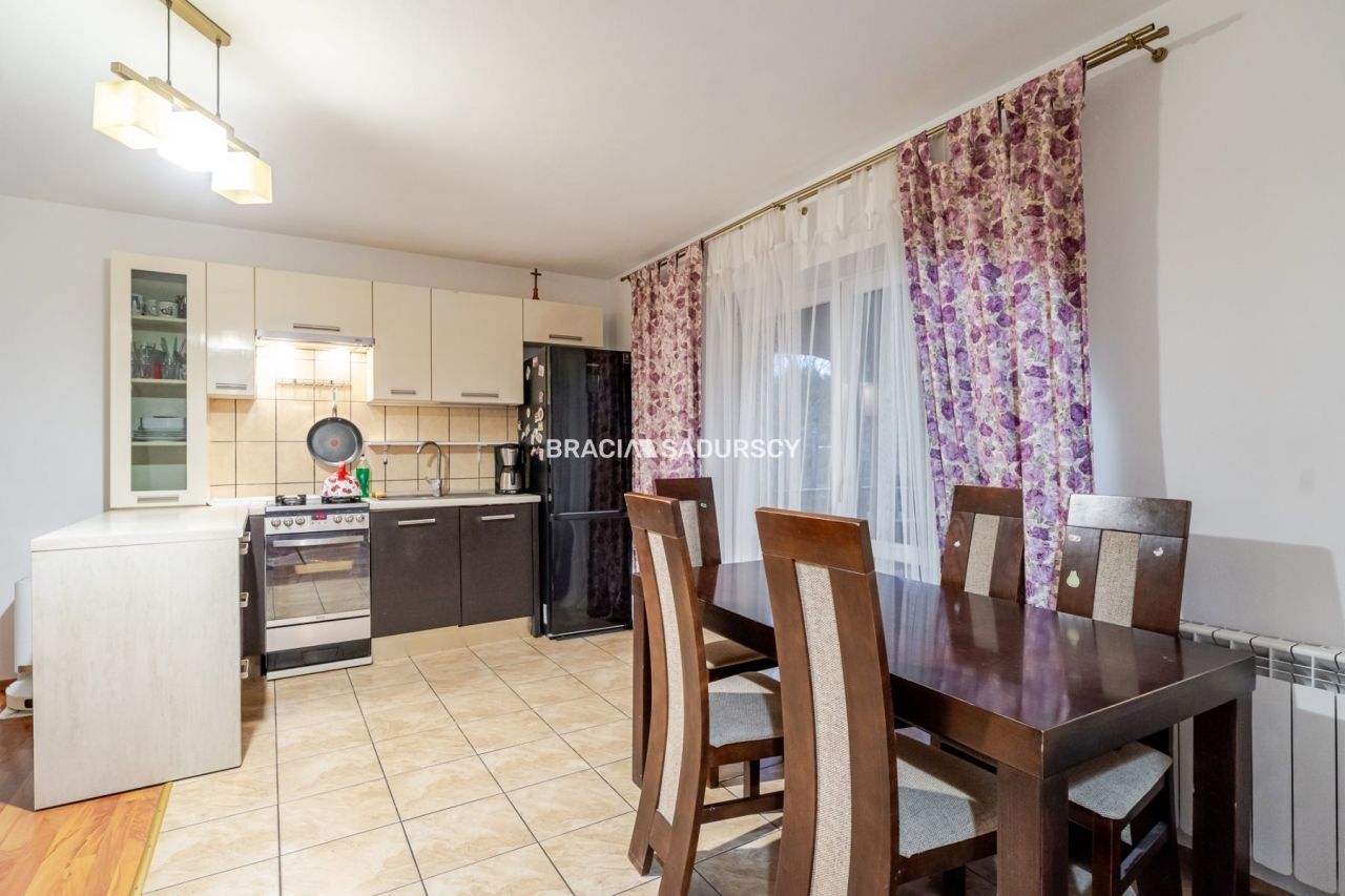 dom wolnostojący, 5 pokoi Kłokoczyn, ul. Wesoła. Zdjęcie 8