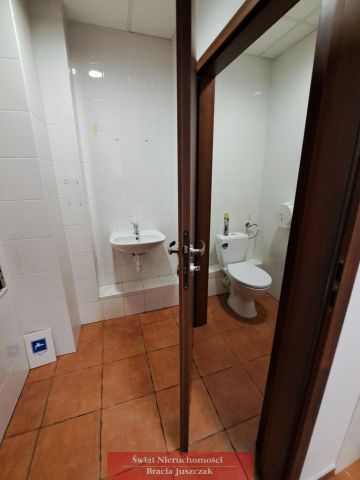 Lokal Wrocław Śródmieście, ul. ks. Konstantego Damrota. Zdjęcie 8