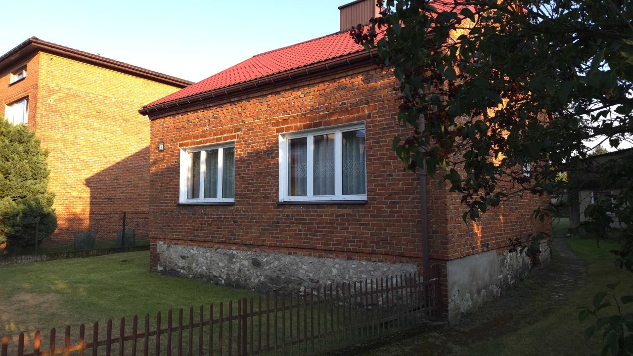 dom wolnostojący, 2 pokoje Gomunice, ul. Kilińskiego. Zdjęcie 1