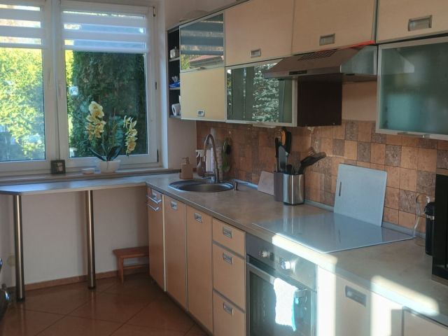 dom wolnostojący, 6 pokoi Kębliny. Zdjęcie 25