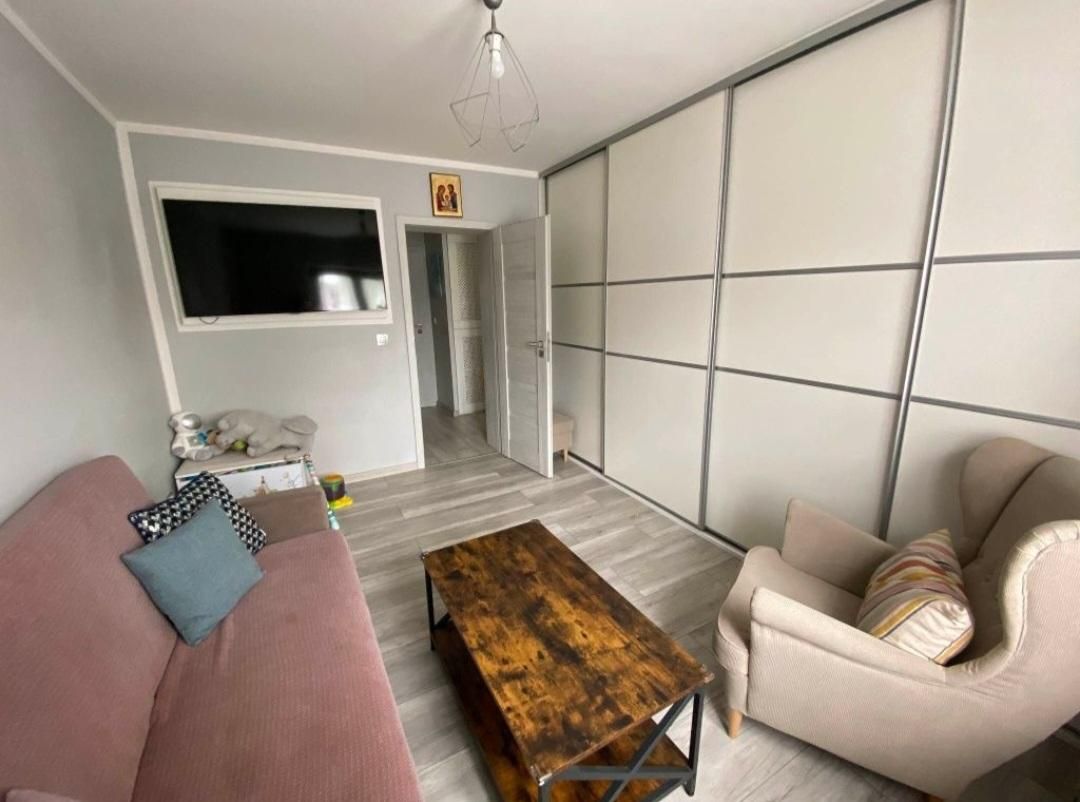 Mieszkanie 2-pokojowe Dzierżoniów, ul. gen. Stefana Grota-Roweckiego. Zdjęcie 2