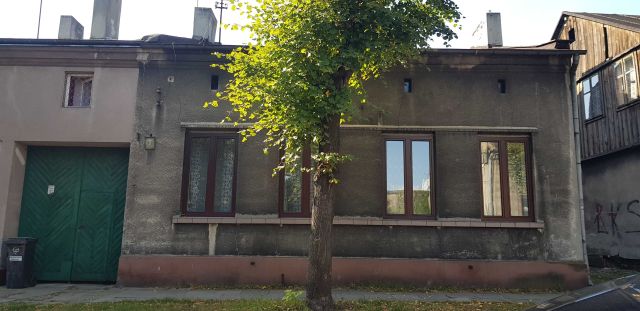 dom wolnostojący, 3 pokoje Pabianice Centrum, ul. Łąkowa. Zdjęcie 1