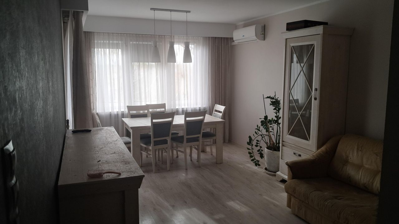 Mieszkanie 3-pokojowe Mielec Borek, ul. Jerzego Bajana. Zdjęcie 1