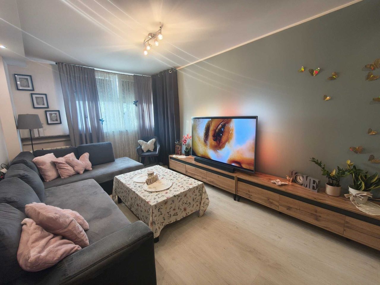 Mieszkanie 3-pokojowe Świdnica, ul. Ludwika Zamenhofa. Zdjęcie 1