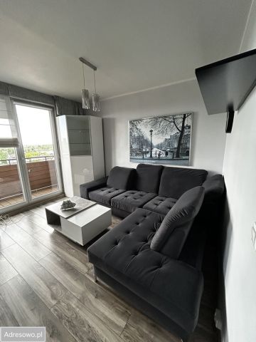 Mieszkanie 3-pokojowe Chorzów Batory, ul. Długa. Zdjęcie 1