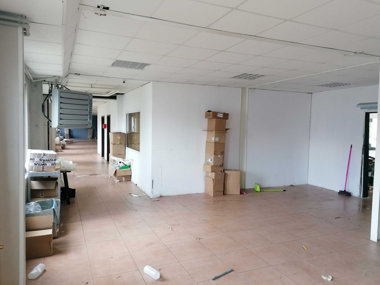 Lokal Końskie, ul. Fabryczna. Zdjęcie 2