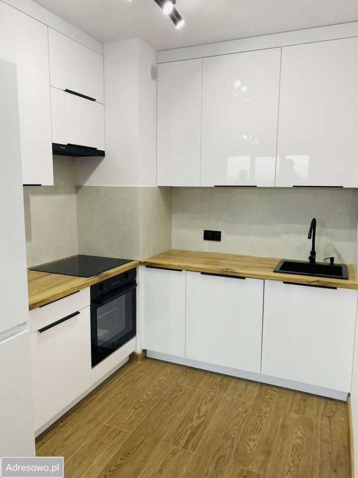 Mieszkanie 3-pokojowe Chorzów Stary Chorzów, ul. ks. Ludwika Bojarskiego. Zdjęcie 14