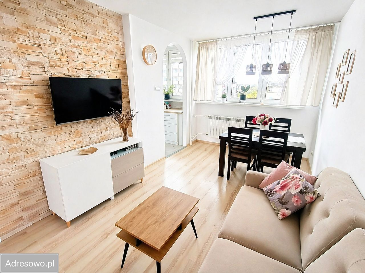 Mieszkanie 3-pokojowe Tychy, ul. Henryka Dąbrowskiego. Zdjęcie 1